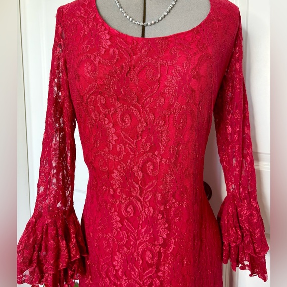 Vintage Lace Maxi Dress - Picture 4 of 4